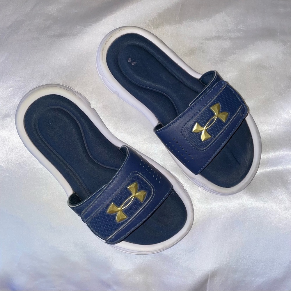 kids 12k under armour sandals